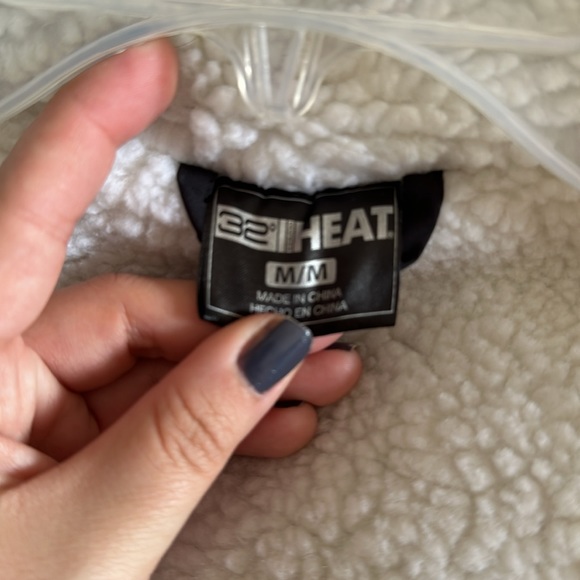 Winter jacket - Picture 4 of 4